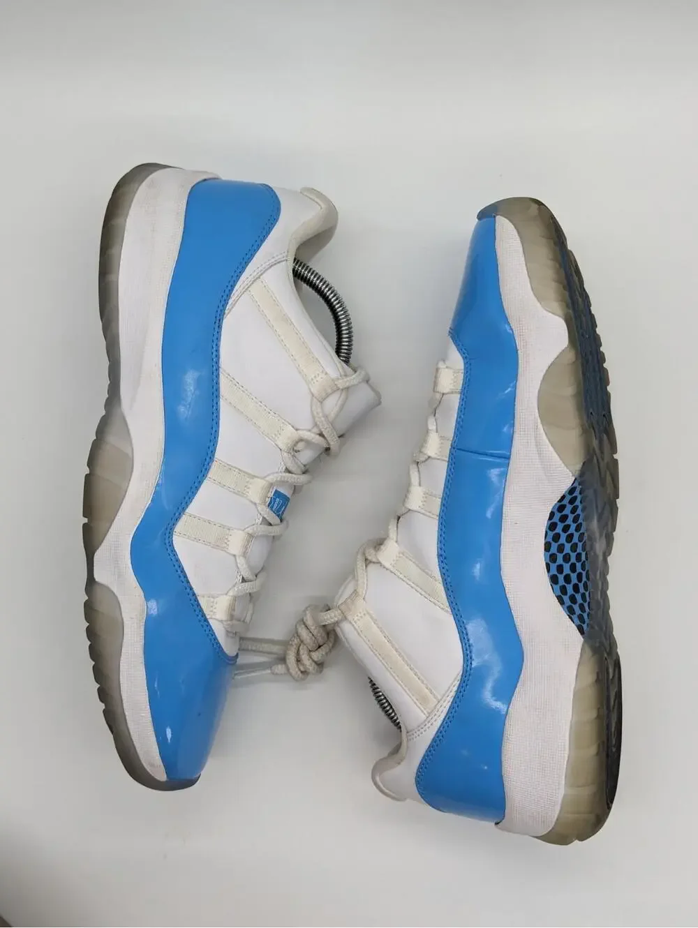 Mens Size 11.5 Air Jordan 11 Retro Low UNC 528895-106 Blue White Sneakers Shoes